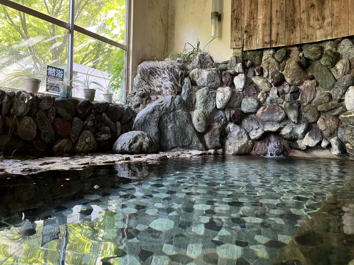 A guide to Fujioka City, Gunma Prefecture, where hot springs and beautiful flowers are the highlights