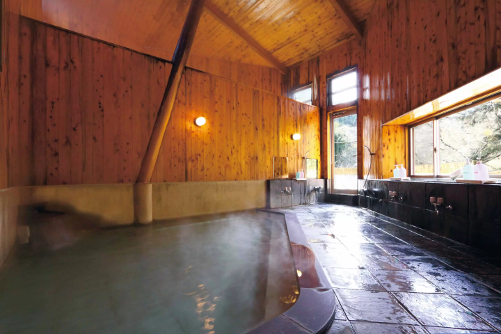 A guide to Fujioka City, Gunma Prefecture, where hot springs and beautiful flowers are the highlights