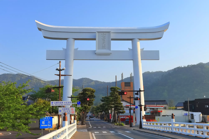 出雲大社的大鳥居