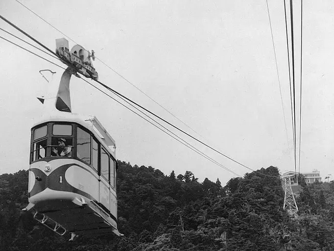 ▲ The first generation of the Maya Ropeway Picture courtesy of Kobe Future City Corporation 