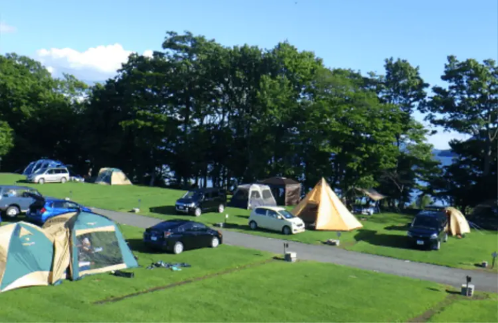 出典：hinataスポット 