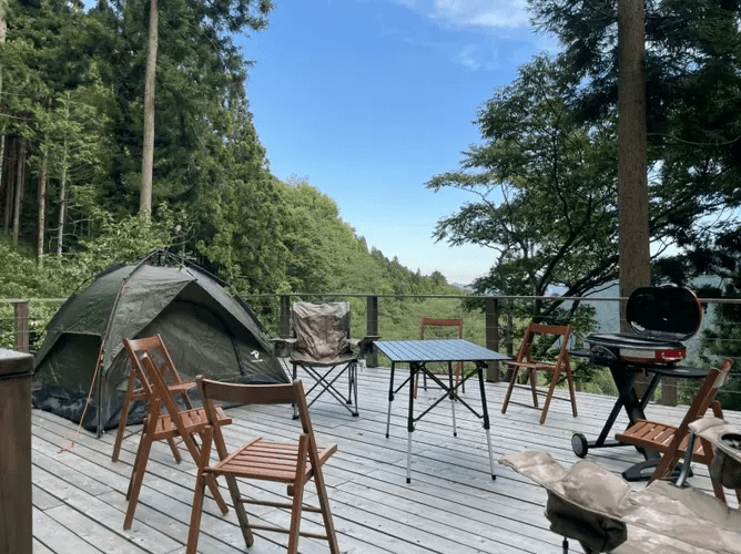 出典：hinataスポット 