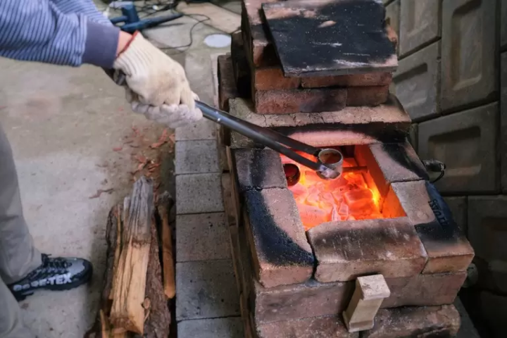 You can take the cup home on the same day!