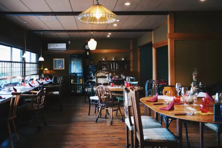 SAKURAI specializes in authentic French galettes