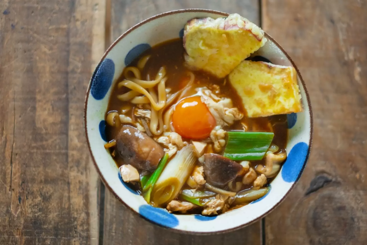 味噌煮込みうどん