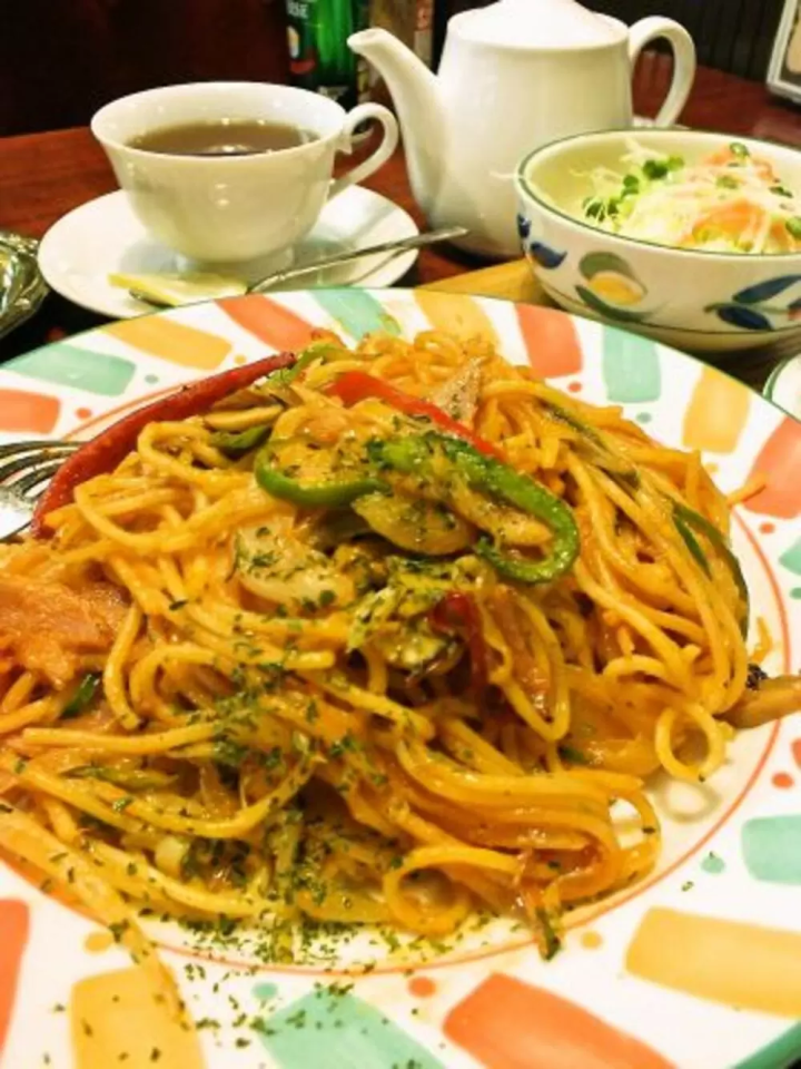  カフェ＆デリ 伯爵邸