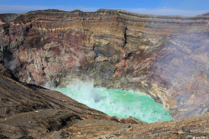阿蘇中岳火山口