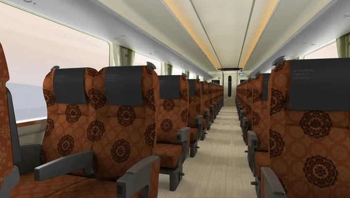 JR西日本「真秀場」列車 奈良大阪