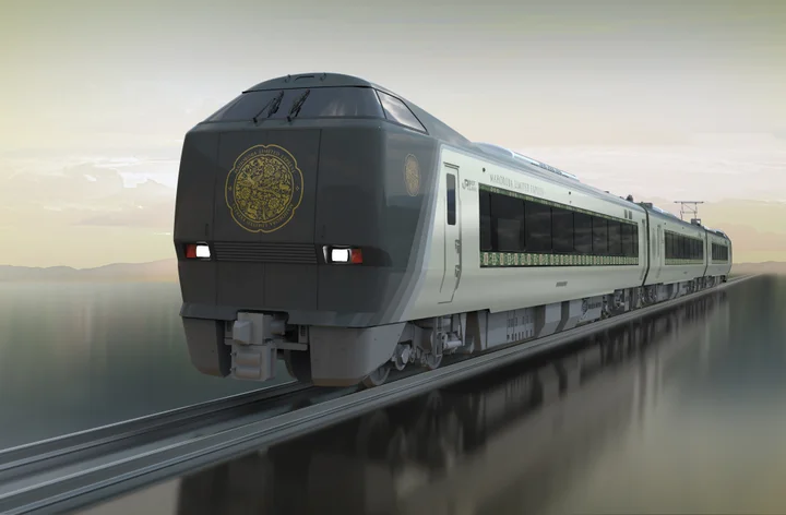 JR西日本「真秀場」列車 奈良大阪2