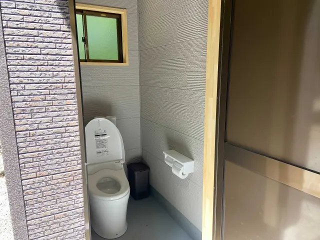 出典:hinataスポット