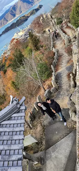 เยี่ยมชมจุดพลังแห่งเรื่องราวความรักบนอินโนชิมะ (ภูเขาชิราทากิและจิโซฮานะ) เกาะมรดกของญี่ปุ่น