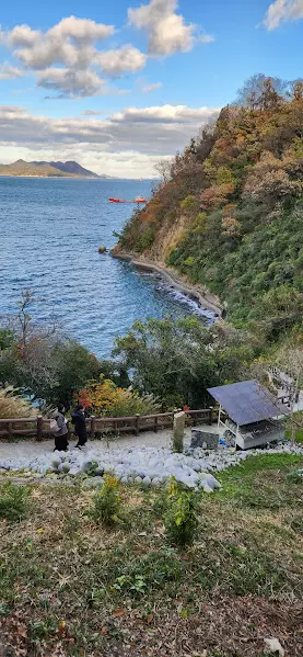 เยี่ยมชมจุดพลังแห่งเรื่องราวความรักบนอินโนชิมะ (ภูเขาชิราทากิและจิโซฮานะ) เกาะมรดกของญี่ปุ่น