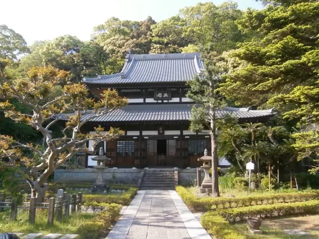 Shizuoka sightseeing itinerary(1 night, 2 days) Stay at a craft inn / Enjoy seafood and mountain delicacies