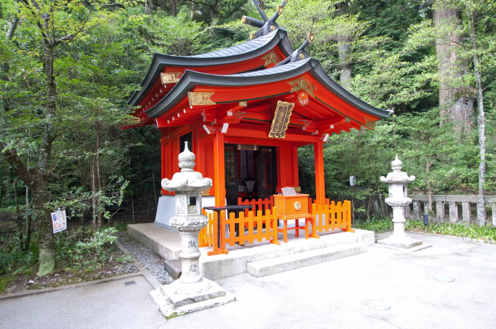 病を癒やして健康に！　烏森神社や箱根神社など、「病気平癒」のご利益がある最強の神社＆お寺7選