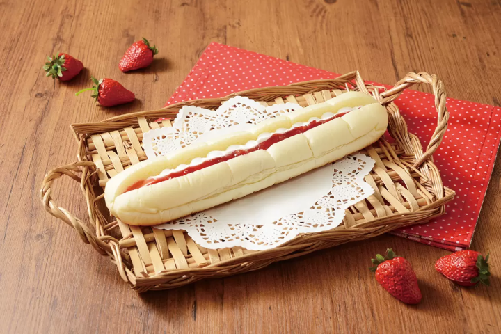 LAWSON 草莓季限定商品