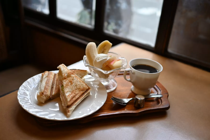 從大阪梅田站搭電車7分鐘就能到達的「復古寶庫」尼崎，12家必去店！