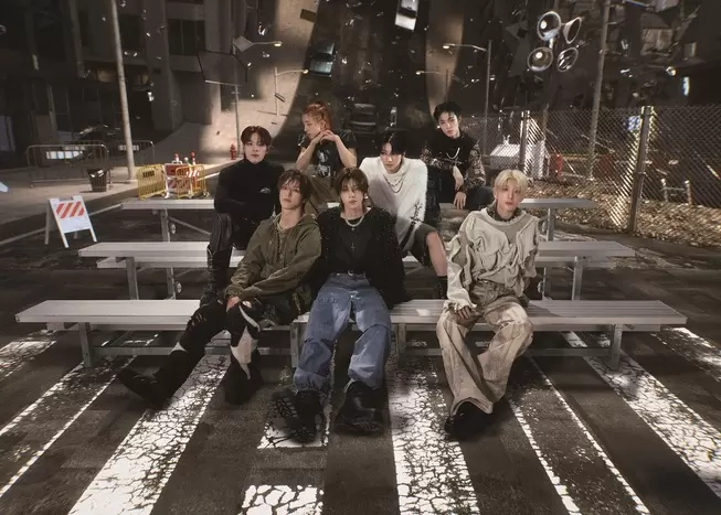 《日本環球影城春季活動！LIVE演出2025》sumika、櫻坂46、NEXZ、NiziU四組豪華藝人將登場演出！