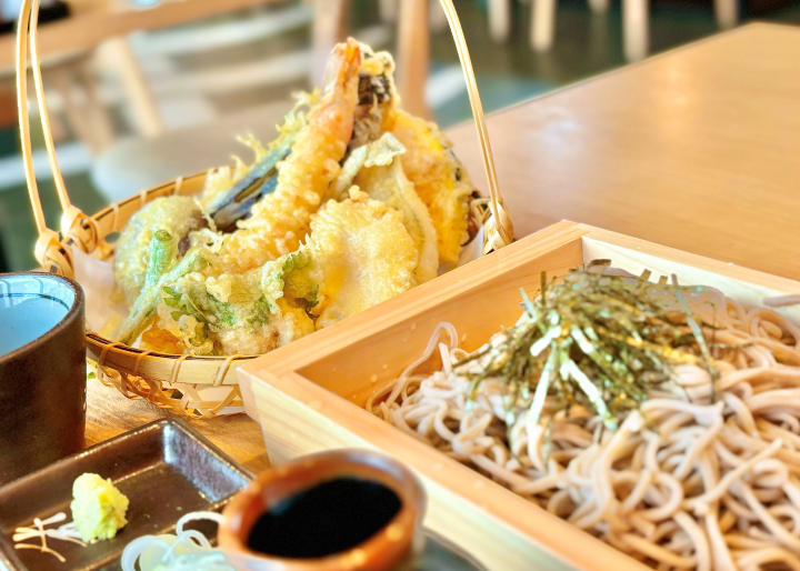 [90 minutes by car from Tokyo!] Enjoy the gourmet food of the Minami Boso area of Chiba at Boso Station Tomiura!