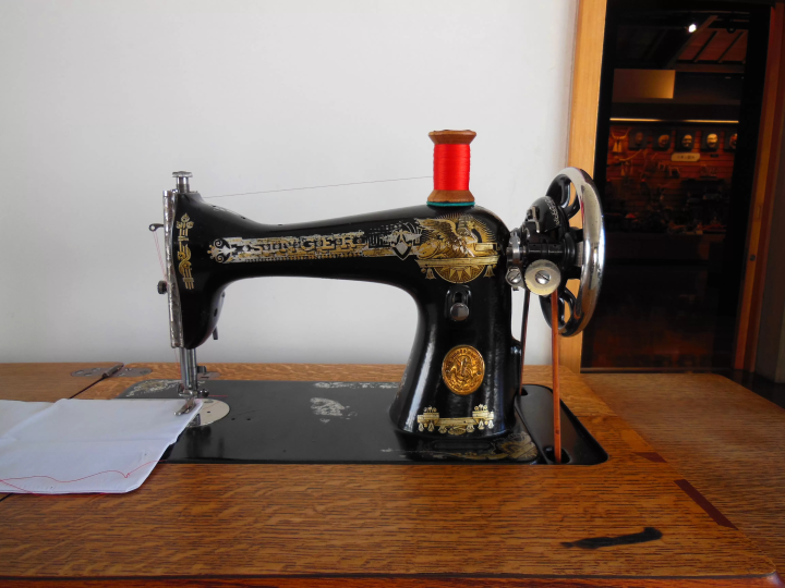 从松山开车仅需 1 小时！宇和民具馆内摆满了怀旧家居用品和玩具，体验复古氛围