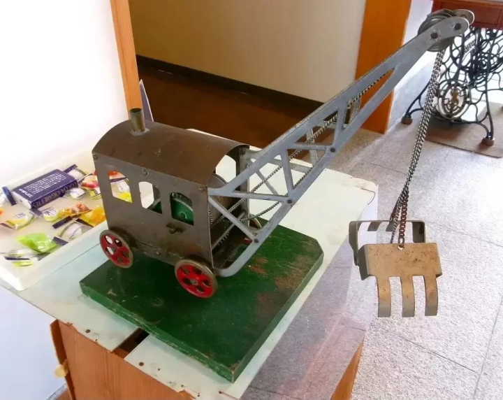 从松山开车仅需 1 小时！宇和民具馆内摆满了怀旧家居用品和玩具，体验复古氛围