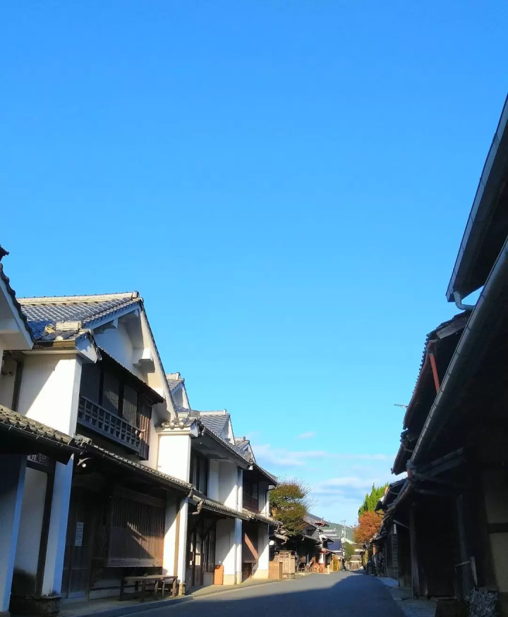 从松山开车仅需 1 小时！宇和民具馆内摆满了怀旧家居用品和玩具，体验复古氛围