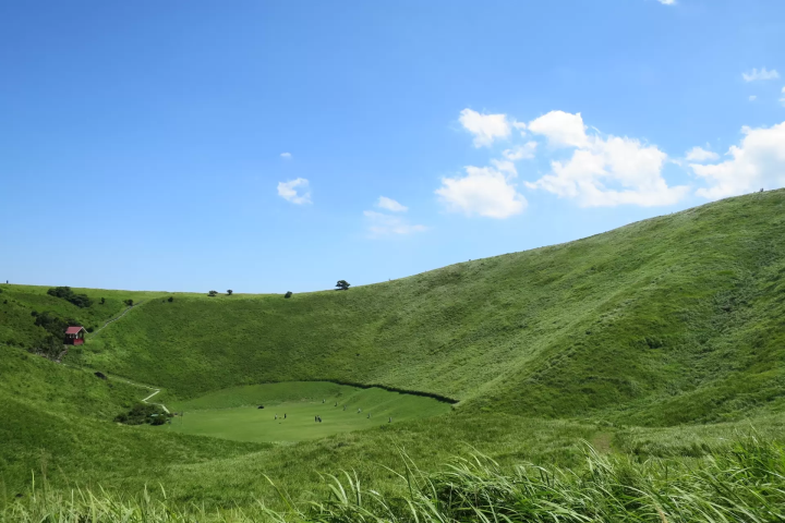 【靜岡】伊豆景點推薦,外型有如抹茶布丁的大室山,動畫電影「你的名字」場景參考原型