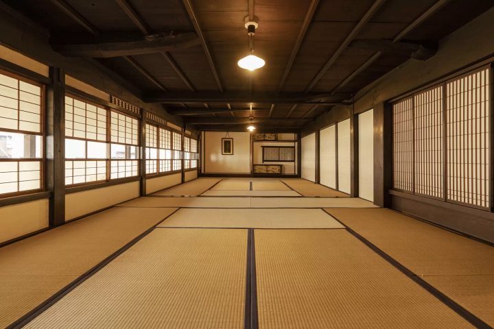 "บ้านซูเอมิตสึ" ในจังหวัดเอฮิเมะคืออะไร? สำรวจสถาปัตยกรรมยุคเอโดะที่เต็มไปด้วยไอเดีย!