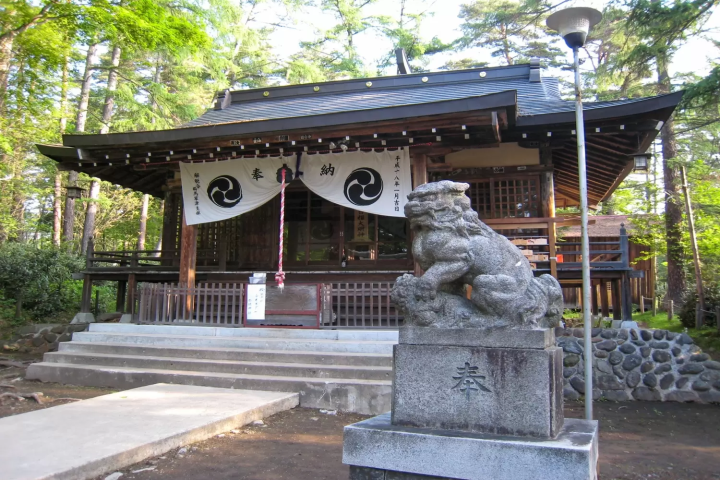 白根神社
