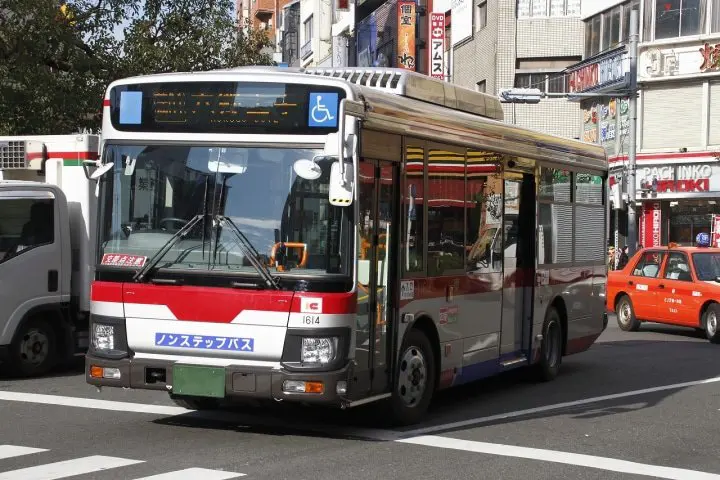 日本旅行搭巴士公車