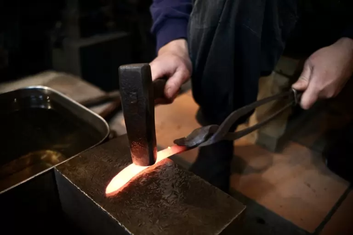 Step 2: Shaping the Blade 