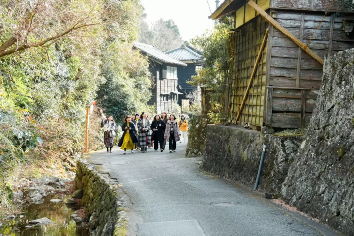 雖然沒有什麼特別的，但我還是很想拍張照。帶著相機在燒津週邊散步怎麼樣？