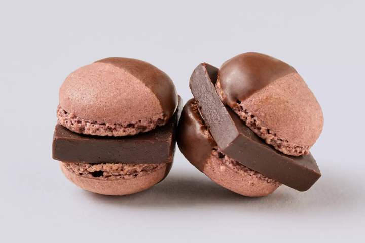 ホワイトデー　お返し　MAMEIL NAMA CHOCOLATE MACARON