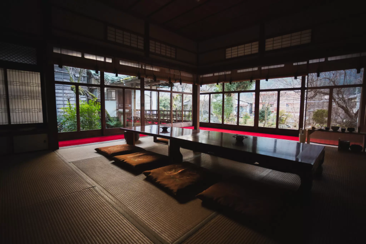 【에히메현 현 오즈시 시】 소생하는 무가 저택에서의 아티스트 인 레지던스