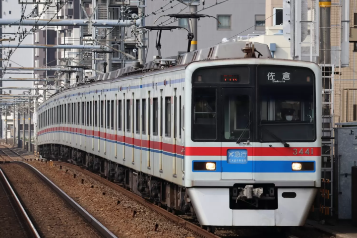 【2025】日本武道館へのアクセス方法は？最寄り駅や東京駅からの行く方を解説