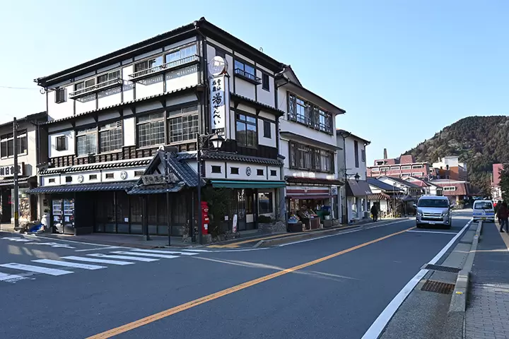 【長崎】海と山、異なる泉質を満喫できる雲仙温泉と小浜温泉へ行こう!