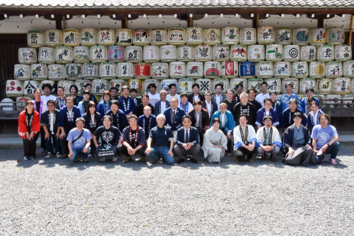 全国から42蔵の日本酒が集まる