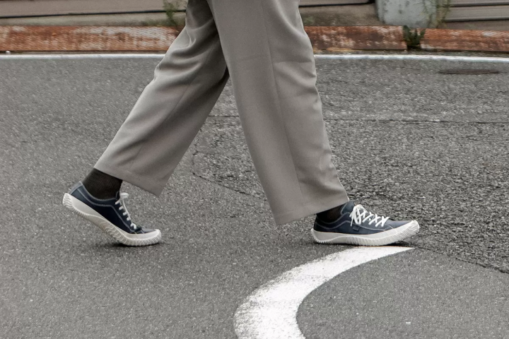 【일본의 이케테루 기념품】 히로시마 산 핸드메이드 스니커즈 SPINGLE