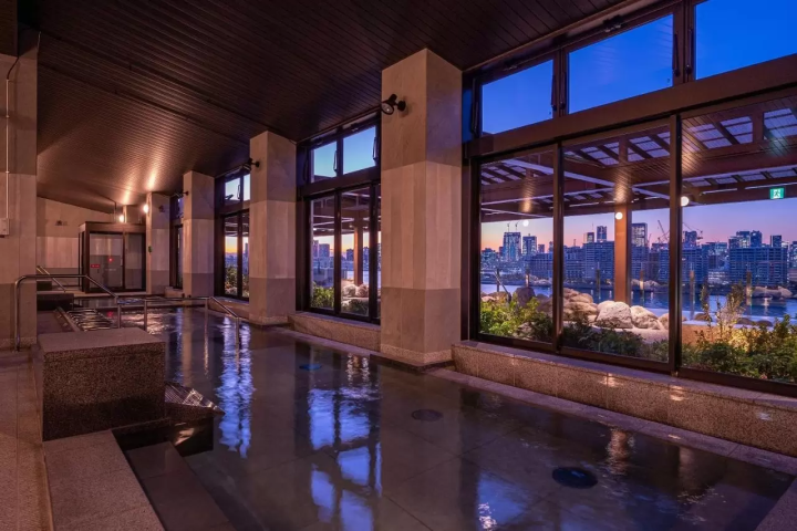 Tokyo Toyosu Manyo Club