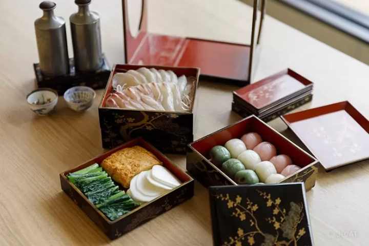 Tsukiji Market Shopping Trip and Edo Cuisine Cooking Class