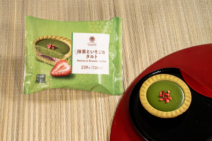 抹茶迷必吃的甜食新品！日本全家便利商店首次推出「抹茶絕配水果」活動
