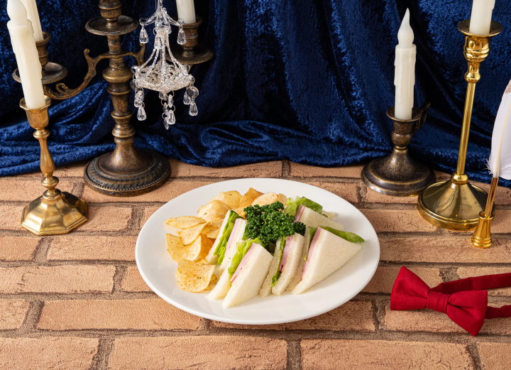 看完劇場版《名偵探柯南：隻眼的殘像》趕緊到「名偵探柯南咖啡廳」入手原創周邊商品！