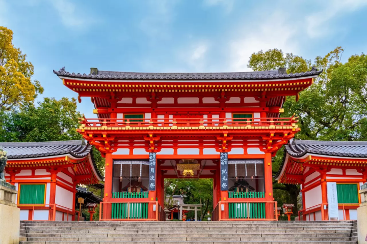Yasaka Shrine gate