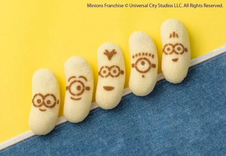 東京芭娜娜推出限量聯名新甜點「杯麵蘋果蛋糕」，「小小兵濃郁香蕉卡士達」！