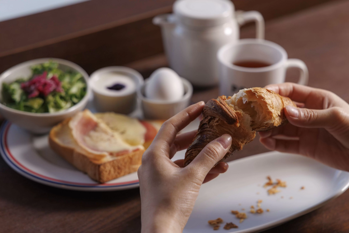 PRONTO: A cafe with a wide variety of menu items