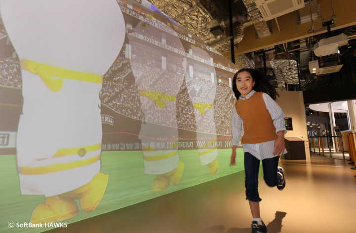 후쿠오카 의 야구 체험 어트랙션 「89 파크」와 「후쿠오카 소프트뱅크 호크스」야구 관전