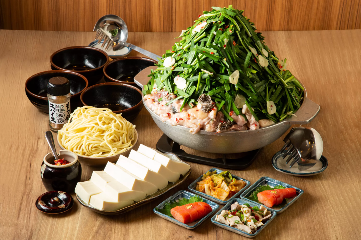絶対に食べておきたい「福岡グルメ10選」！もつ鍋に焼肉、寿司など絶品づくし
