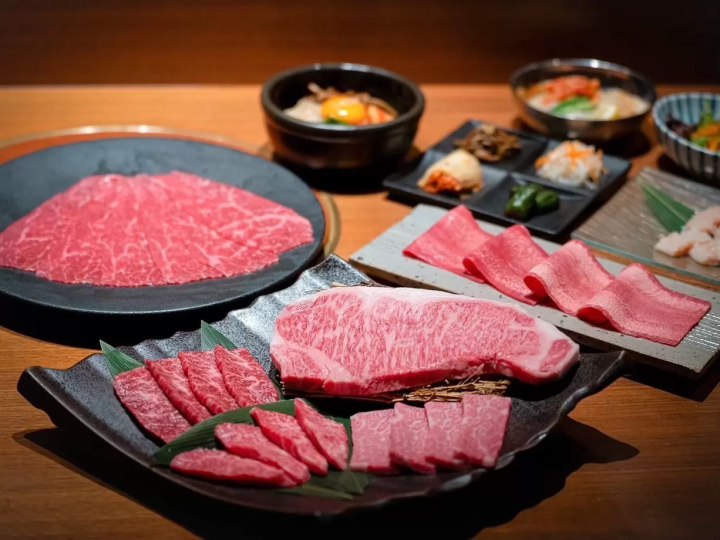 絶対に食べておきたい「福岡グルメ10選」！もつ鍋に焼肉、寿司など絶品づくし