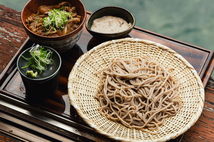 ออกเดินทางจาก นาโกย่า! ทริปขับรถ 3 โทมาริ 2 คืนเพื่อเพลิดเพลินไปกับวัฒนธรรมและธรรมชาติของ มิโน และ กูโจ