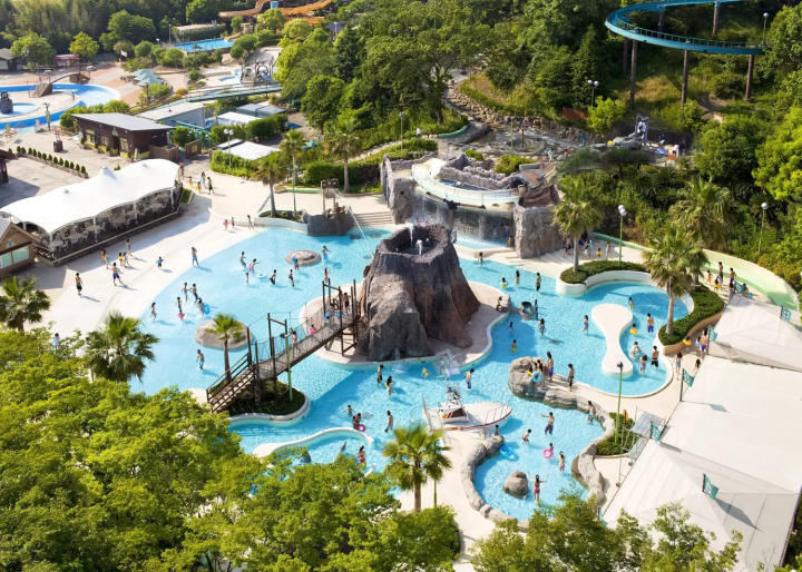 鈴鹿賽車場  夏季限定的水上冒險樂園 