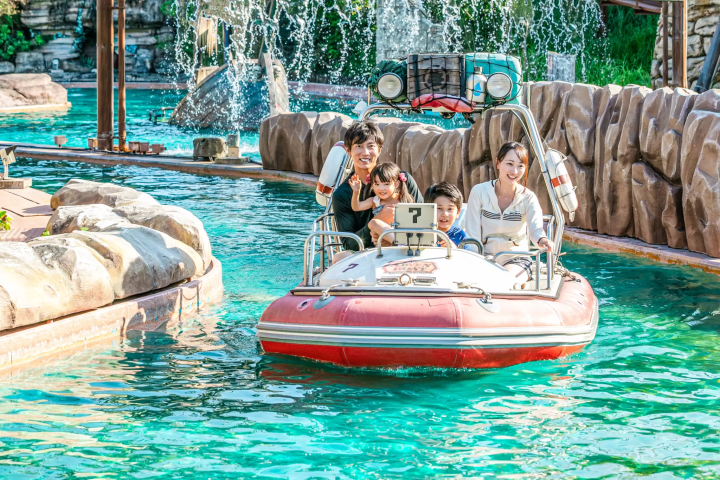 「險境冒險船」一艘完全靠您自己駕駛的遊艇 